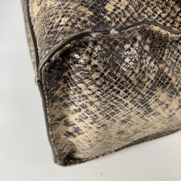 Michael Kors, large tan and black animal print shoulder bag - Picture 7 of 14